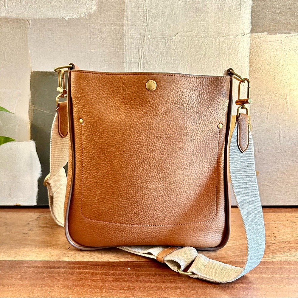 Never used Shinola Pocket Crossbody in tan leather
